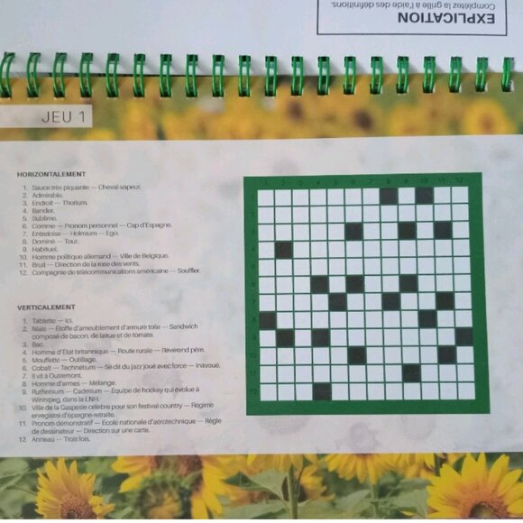 Crossword Puzzle Book in French Mots Croises Spiral Bound - Picture 5 of 6